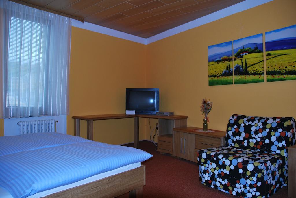 Ústí nad Labem Pension Duel חדר תמונה